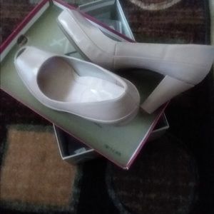 Aero soles in blush color...A2 comfort system pump